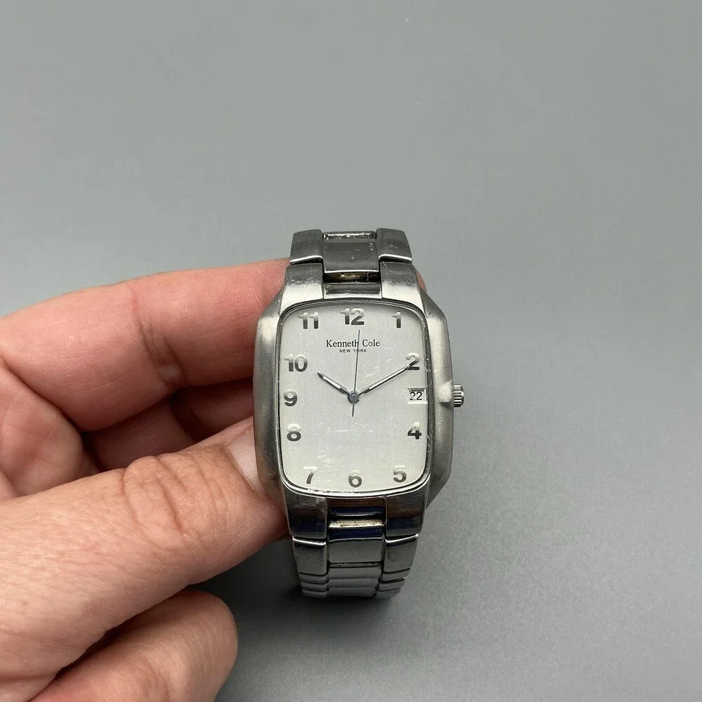Kenneth Cole Mens Watch 30mm Silver Tone Stainless Date KC3297 New Battery 7.25